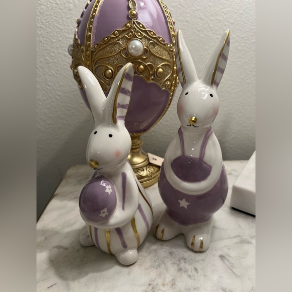 Modern Bunny Ceramic Decor – Set of 2 Pastel Purple & White Bunnies - Picture 7 of 8